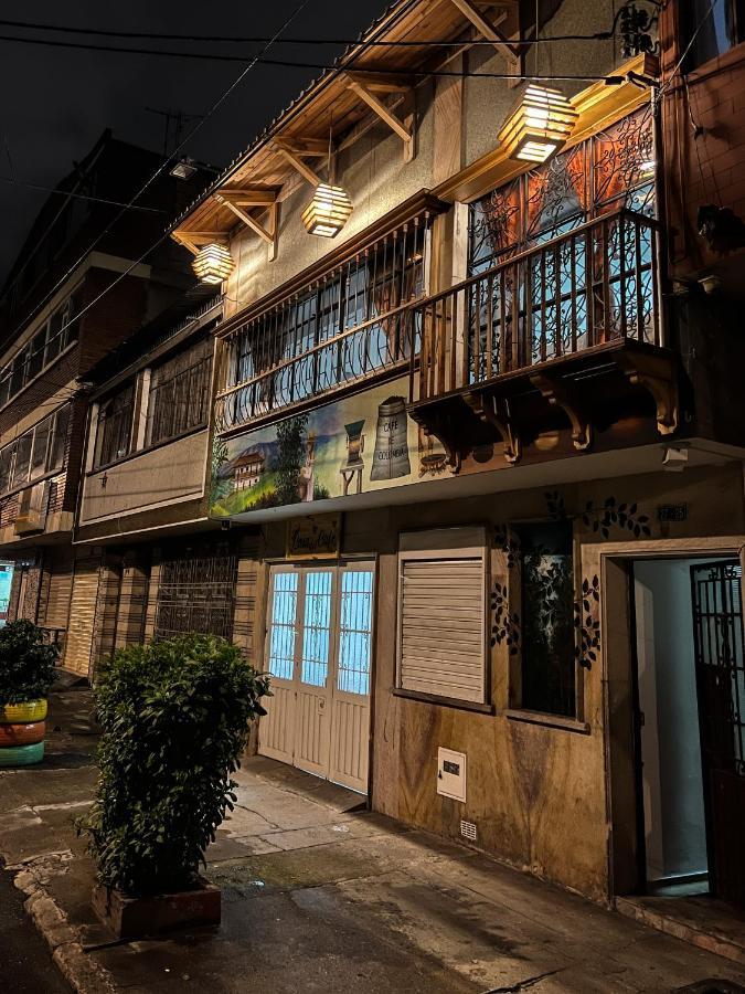 Hostal Casa Del Cafe Bogota Exterior photo